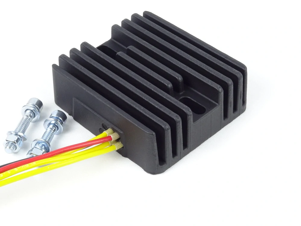 Regulátor dobíjení 40 A, 5 vývodů