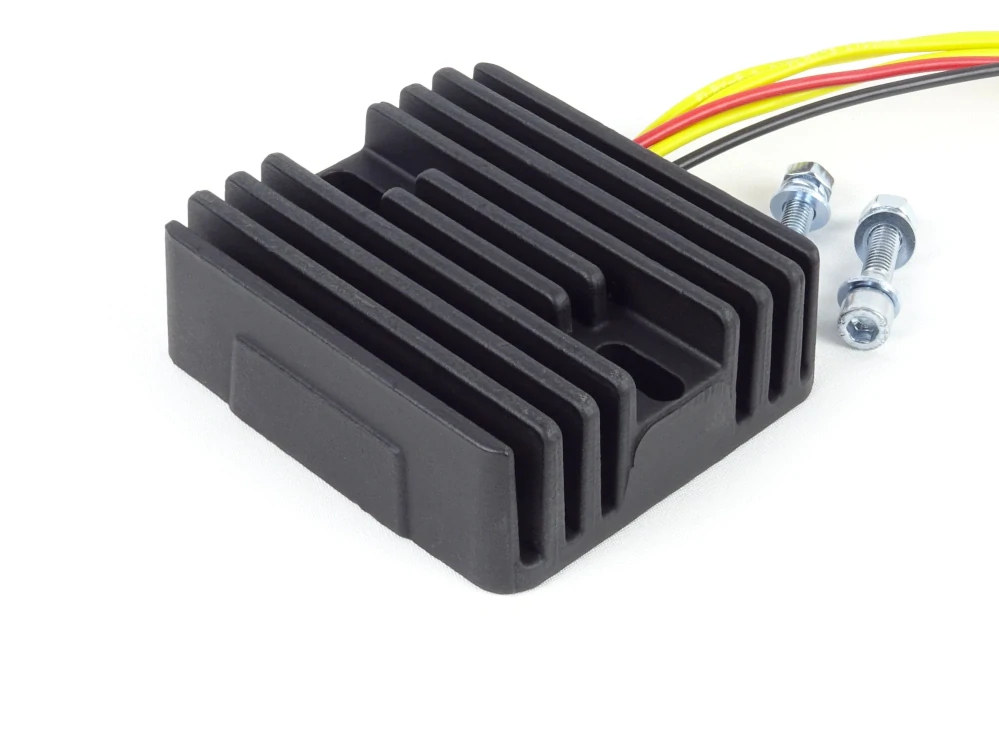 Regulátor dobíjení 40 A, 5 vývodů