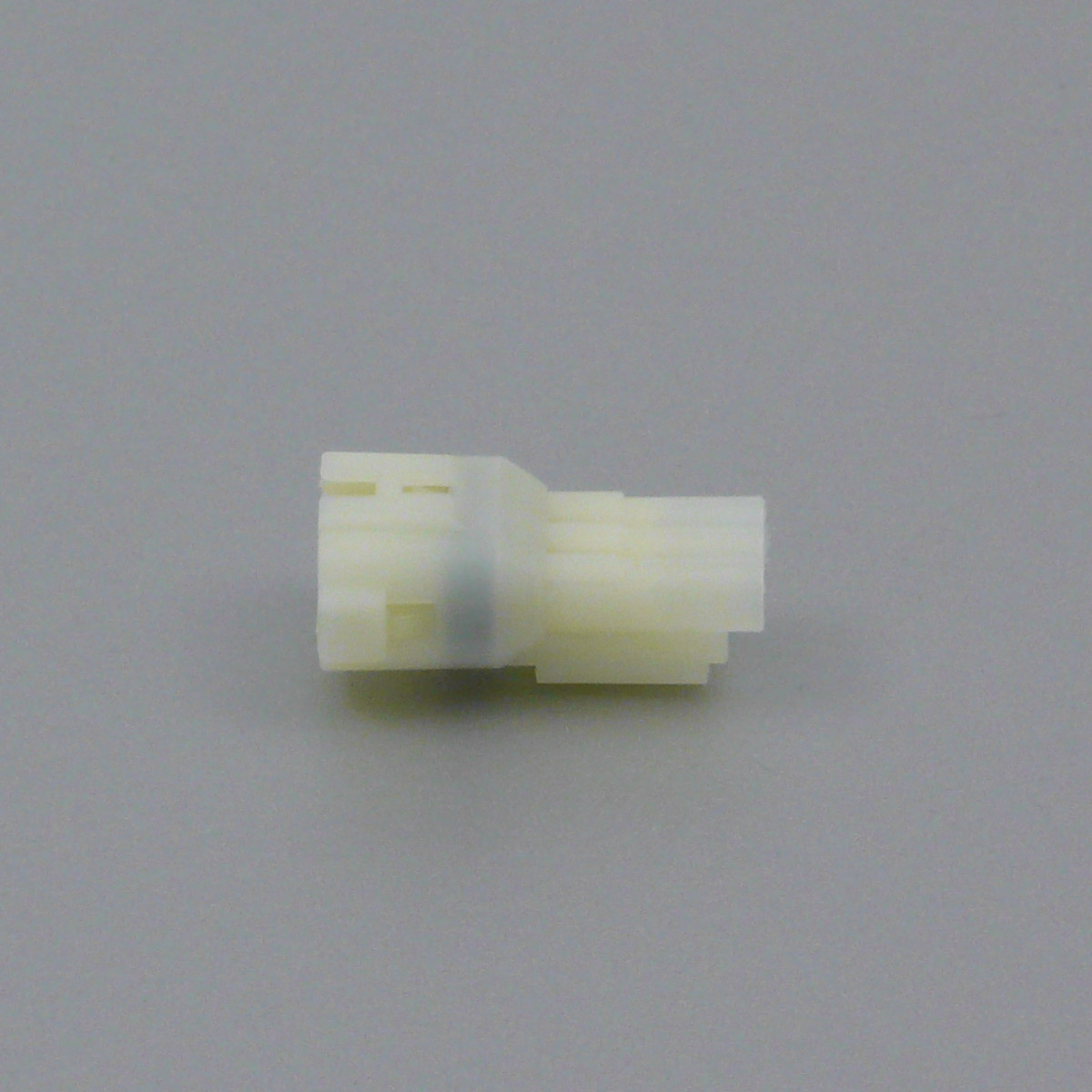 Pouzdro vodotěsného konektoru 2.2 mm, 3 póly - vidlice (samec)