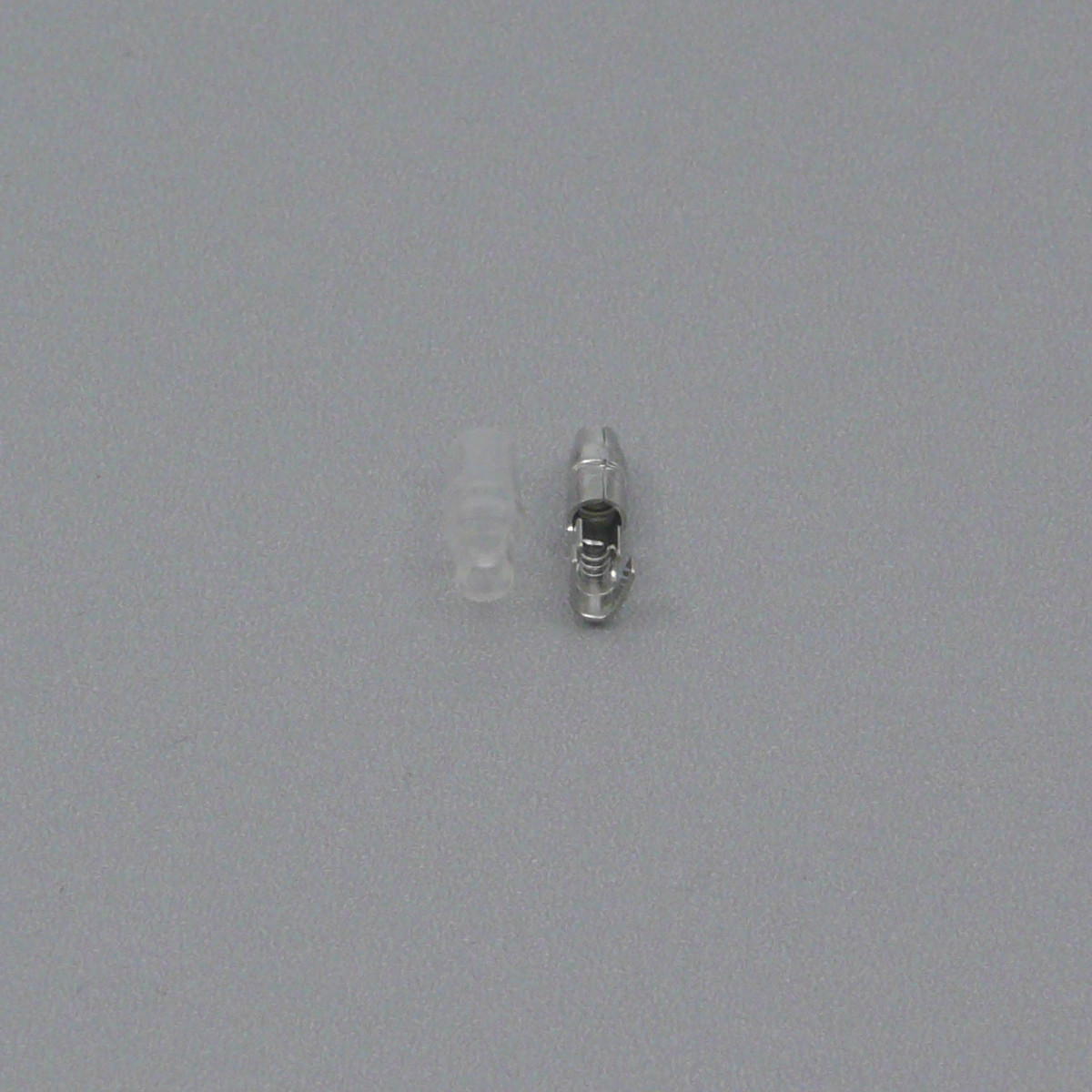 Sada kulatého konektoru Faston, 4 mm s izolací - kolík (samec)