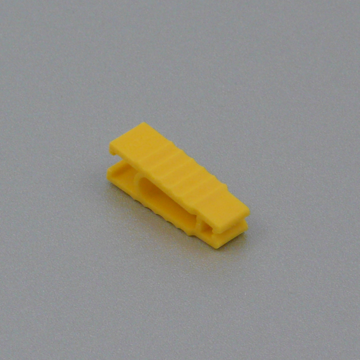 Extraktor nožových pojistek