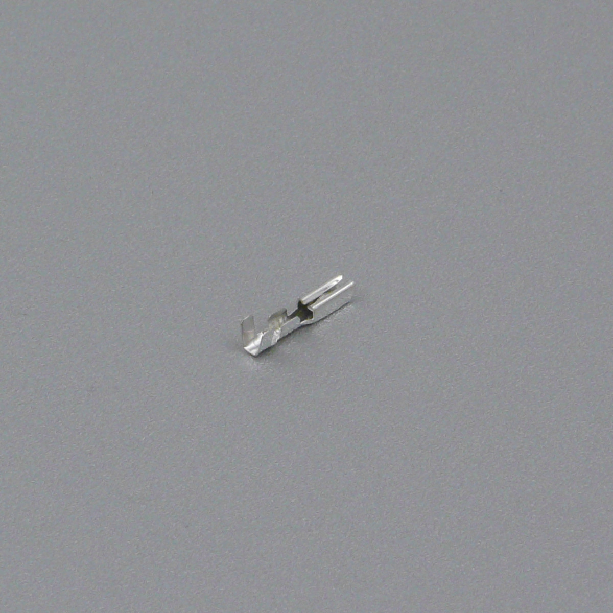 Pin vodotěsného konektoru 2.2 mm - zásuvka (samice)